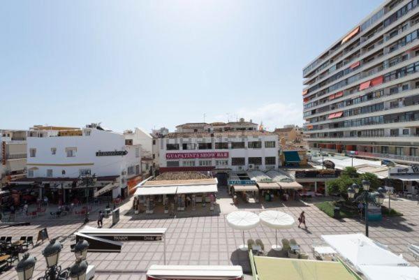 Puerta Del Sol Trm Only Adults Aparts Torremolinos Buitenkant foto